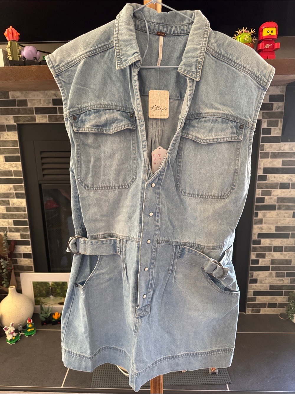 $168 FREE PEOPLE NWT S Rowley Belted Denim Mini Dress Sunbleached Blue - Picture 5 of 8